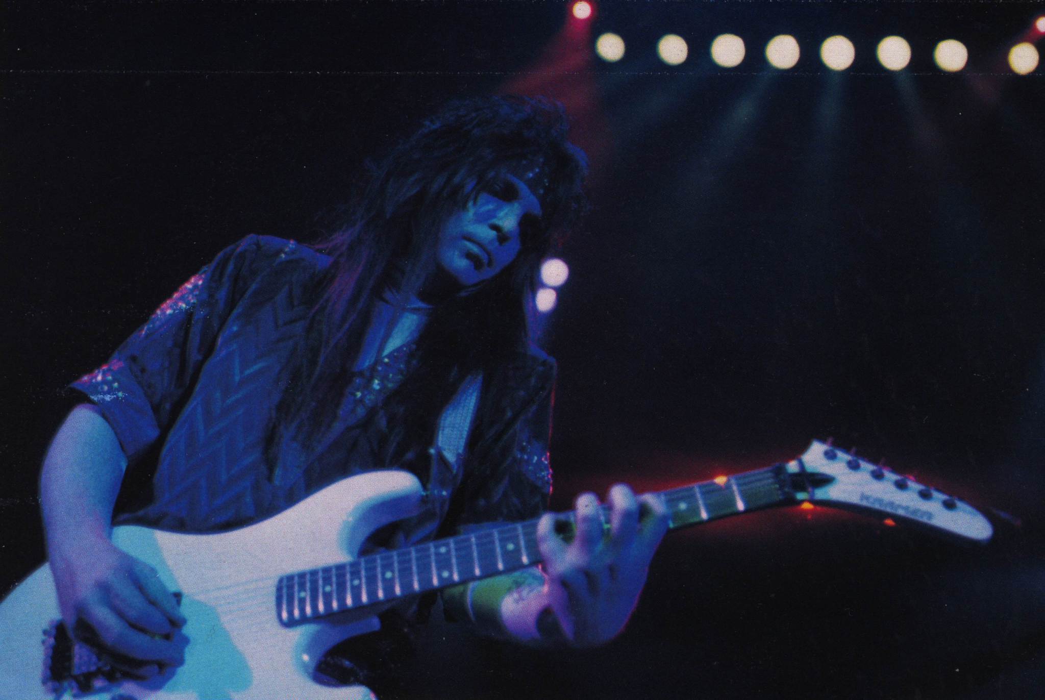 HM 3 MOTLEY CRUE 4