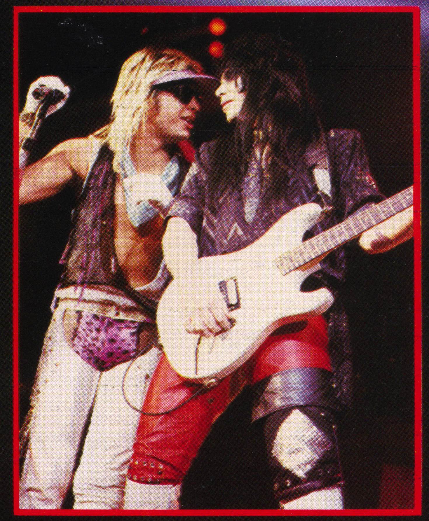 HM 3 MOTLEY CRUE 1 2