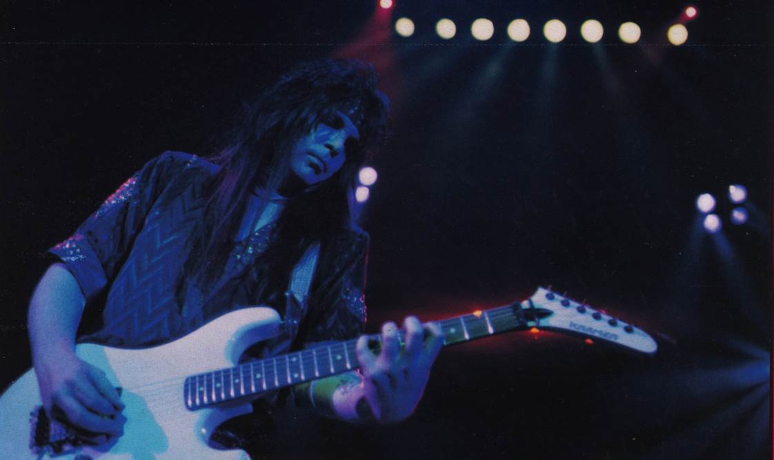 HM 3 MOTLEY CRUE 4 1