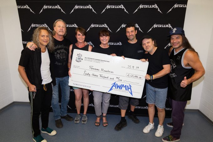 EC1kpZ9WwAEaG  ?format=jpg&name=small