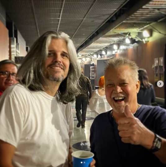 Van Halen: nuova foto di un Eddie Van Halen sorridente con Adam Jones dei Tool - truemetal.it