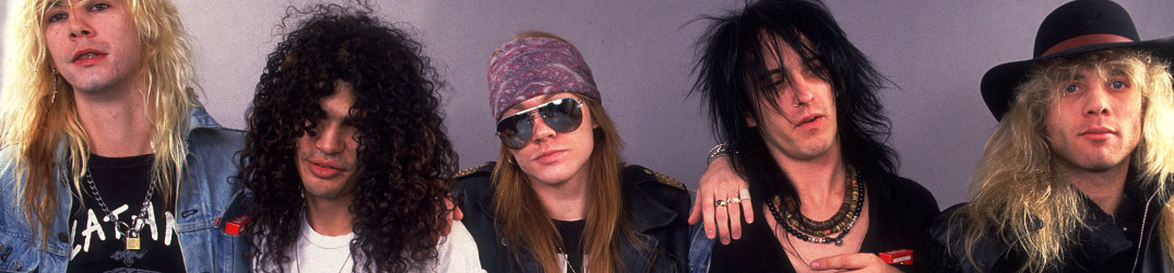 Guns N’ Roses: dal vivo un tributo a Chris Cornell, ‘Black Hole Sun’