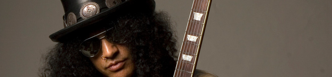 Slash: online due video di trìbuto a Lemmy dei Motörhead