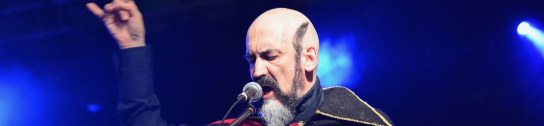 Bulldozer – Parma capta est