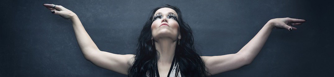 Tarja: in arrivo a novembre “From Spirits And Ghosts (Score For a Dark Christmas)”