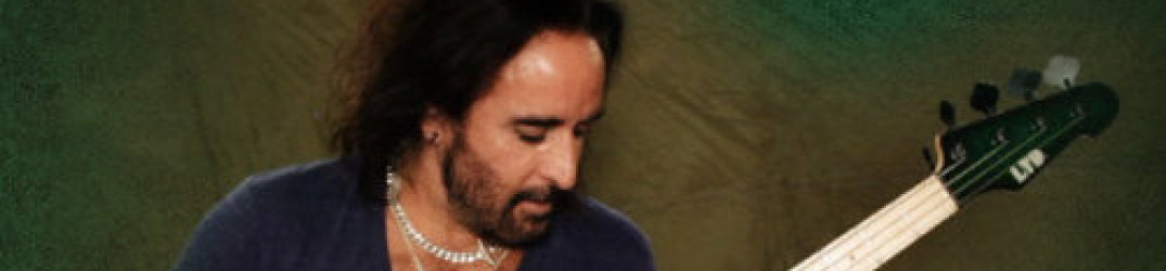 Marco Mendoza: i dettagli del nuovo disco solista e il video di ‘Viva la Rock’