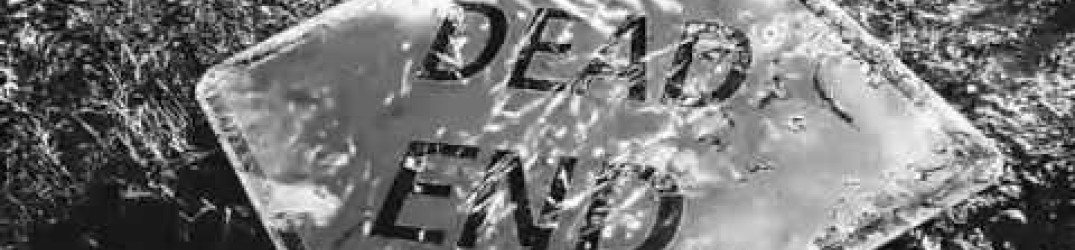 Dee Calhoun: online il video ufficiale di ‘Dry Heaves & Needles’