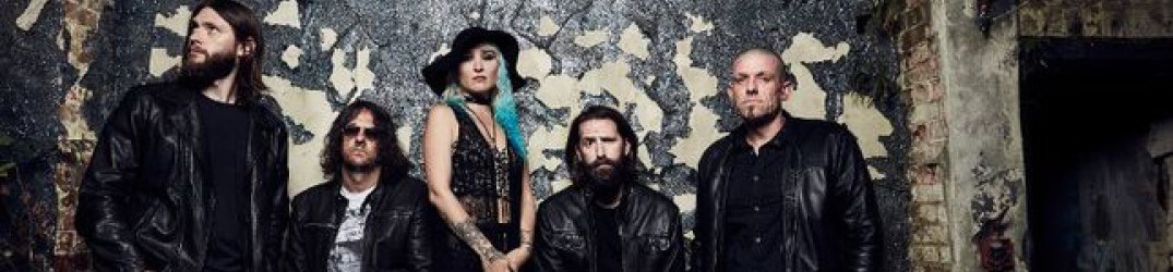 Fire Red Empress: ecco il music video ufficiale di ‘Under The Barren Light’