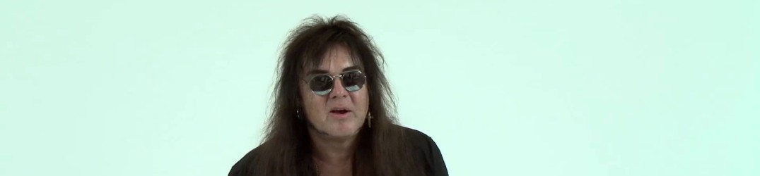 Yngwie Malmsteen: il nuovo album non s’intitolerà “World on Fire”