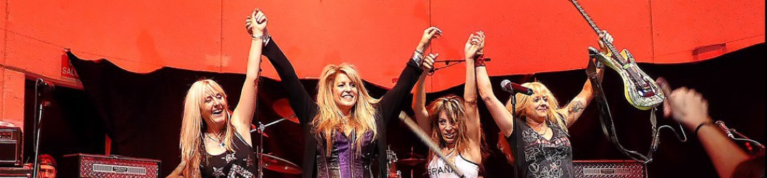 Vixen: online la versione acustica di ‘Edge Of A Broken Heart’ dall’album “Live Fire”