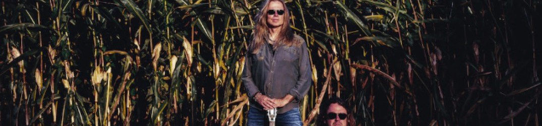 Vandenberg’s Moonkings: online il lyric video di ‘Burning Heart’ versione acustica