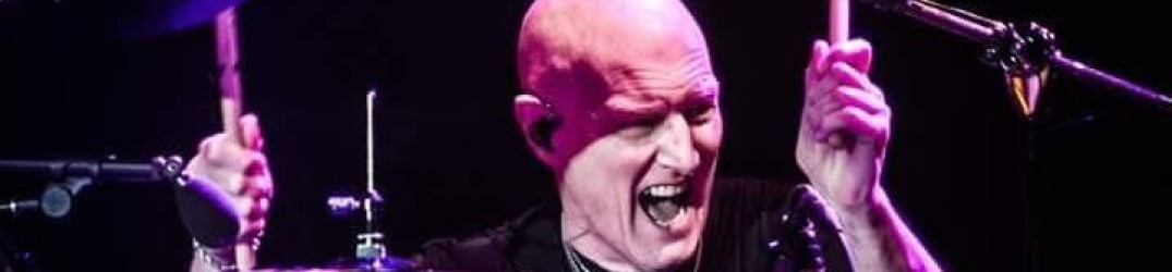 AC/DC: Chris Slade, “Con Axl Rose la band è stata nella sua forma migliore di sempre”