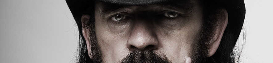 Scott Ian (Anthrax): “come una sigaretta ha salvato Lemmy dall’avere parte del suo corpo amputata”