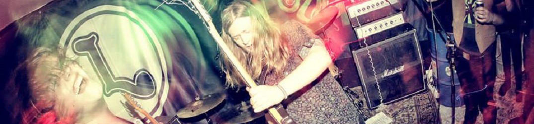 Långfinger: “Crossyears” tutto in streaming