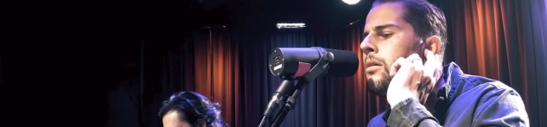 Avenged Sevenfold: il video live di ‘So Far Away’ in versione acustica al Grammy Museum