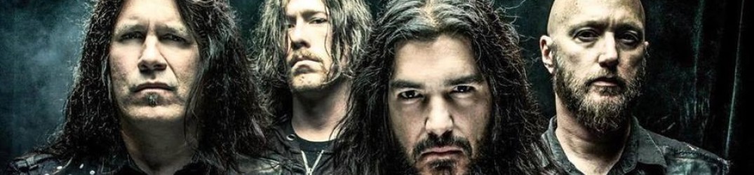 Machine Head: coppia espulsa da un concerto mentre faceva sesso in prima fila