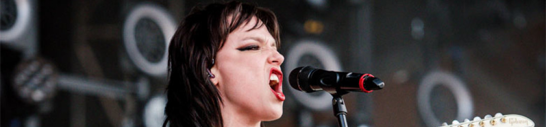 Halestorm: Lizzy Hale, “l’ologrammma di Dio propone un Dio falso ma…”
