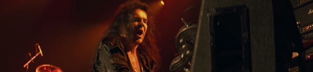 Yngwie Malmsteen: tenta di distruggere la prima chitarra “infrangibile” al mondo