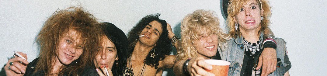Duff McKagan: la metamorfosi di Axl da eterno ritardatario a duro lavoratore, “è un animale”