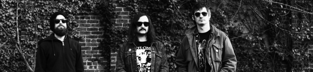 Mammoth Grinder: firmato il contratto discografico