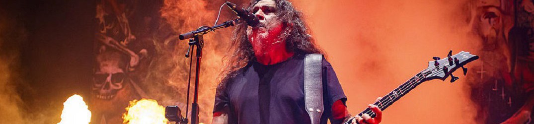 Slayer: l’addio alla platea europea di Tom Araya, in un video di Frank Bello