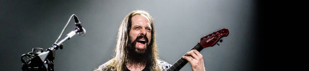 Dream Theater: online la video-intervista di John Petrucci con Radio Rock