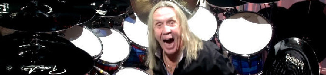Iron Maiden: il drum-cam video di Nicko McBrain della sua esibizione al Rock N Roll Ribs