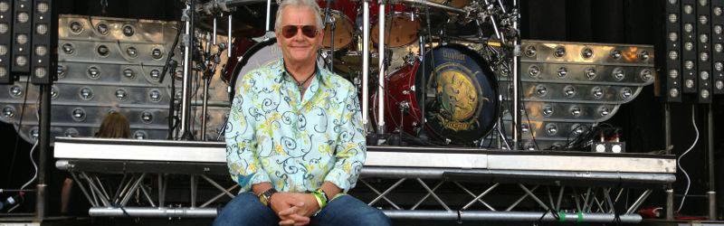 Saxon: Nigel Glockler torna a casa