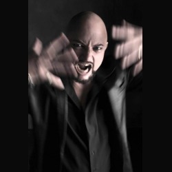 Geoff Tate: ‘Ognuno sente la musica a modo suo’