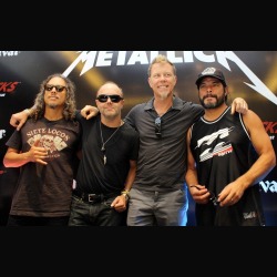 Metallica: video riassuntivo dal concerto di Osaka