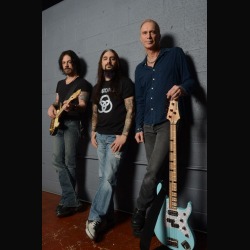 The Winery Dogs: videoclip di “Time Machine”