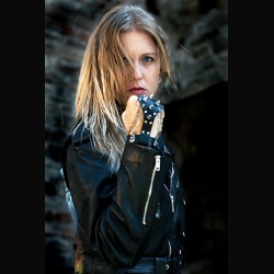 Elisa De Palma: due nuove anteprime dal progetto solista