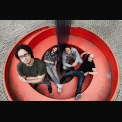 Exivious: la nuova “Deeply Woven” in streaming