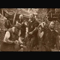 Hex: videoclip di “”Voodoo Girl”