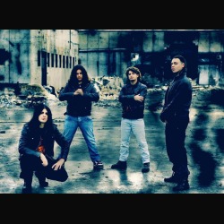 Raging Rage: il brano “In The Gloom Of The Cave” in streaming