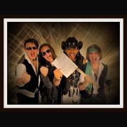 Eyes ‘N’ Lips: contratto con Street Symphonies Records
