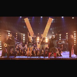 Def Leppard: suonano “Pour Some Sugar On Me” nel programma tv “The Voice”