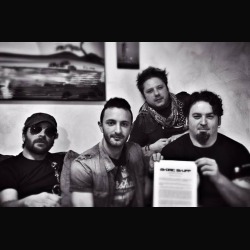 Diamante: firmano con Atomic Stuff Records