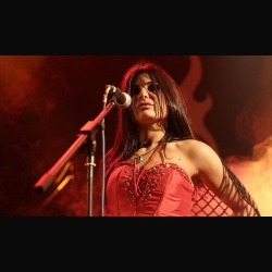 Mariangela De Murtas: tre show acustici in Italia