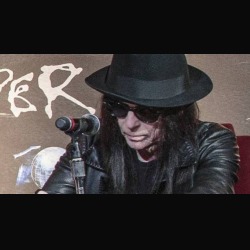 Mick Mars: ‘Salute? Continuerò ad andare in tour anche dopo Mötley Crüe’