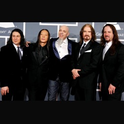 Dream Theater: nuovo video on the road dal tour