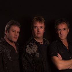 Three Lions: trailer di presentazione del debut album