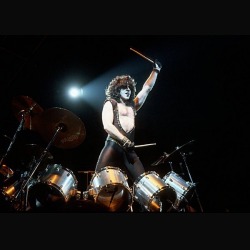 Kiss: gli eredi di Eric Carr portano la band in tribunale