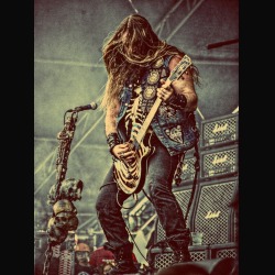 Zakk Wylde: la sua Gibson Les Paul rubata dal tour bus