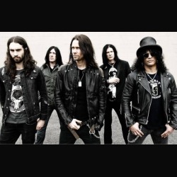 Slash: completati i lavori al nuovo album
