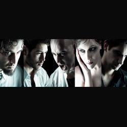 Schysma: tributano i Queen con la cover di “The Show Must Go On”
