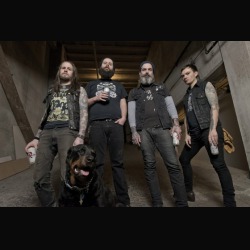 Graves At Sea: split con i Sourvein