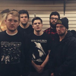 Benchpress: split con i Martyr’s Tongue
