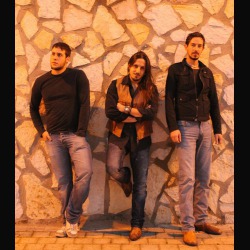 Inside The Hole: online il nuovo brano ‘I Pay For You’