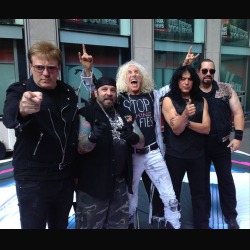 Twisted Sister: video dell’esibizione tra le strade di New York